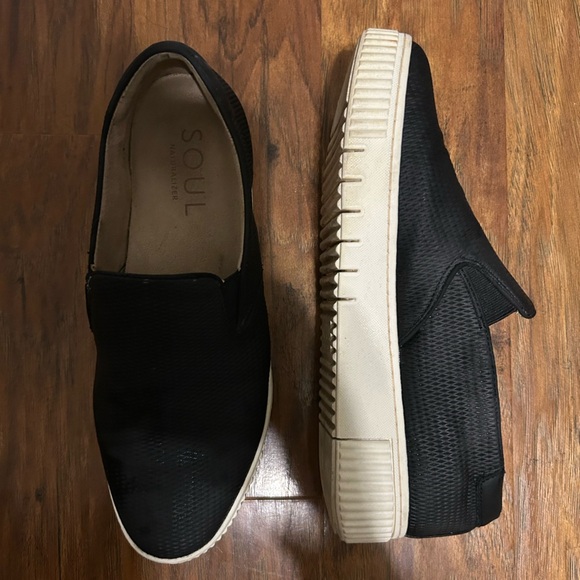SOUL Naturalizer Women’s Size 10 Black Shoes With White Chinky Sole Comfy - Picture 2 of 4